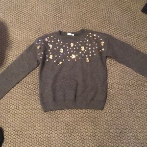 Gap kids— grey sweater with flowers
